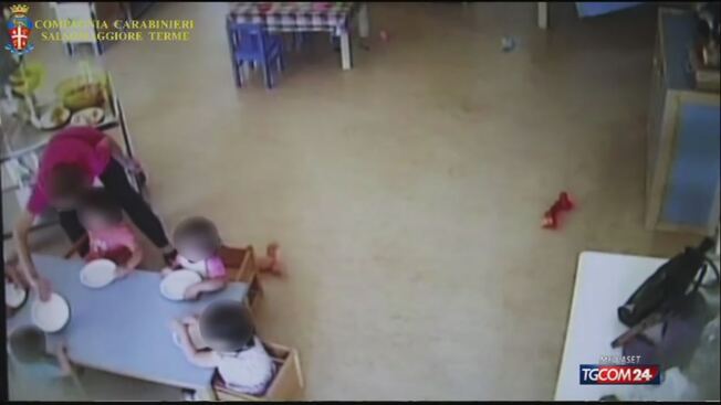 Parma, percosse a bimbi di tre anni: maestra d'asilo nido ai domiciliari